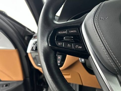 Used 2023 BMW 530i xDrive w/ Premium Package AWD/4WD image 9