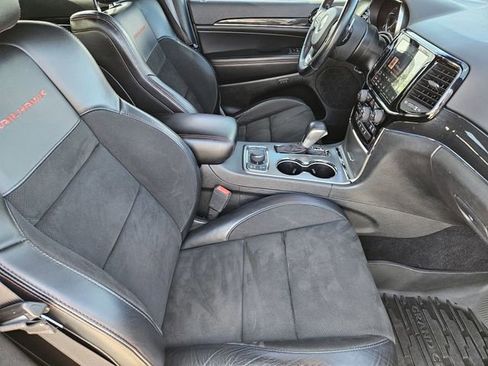 Used 2020 Jeep Grand Cherokee Trailhawk image 14