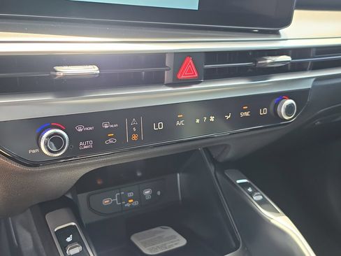 New 2026 Kia Sorento S AWD/4WD image 24
