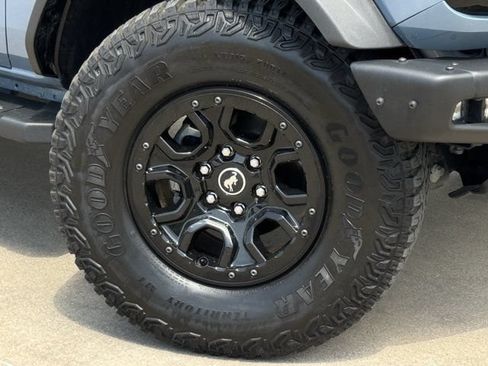 Used 2024 Ford Bronco Wildtrak AWD/4WD image 34