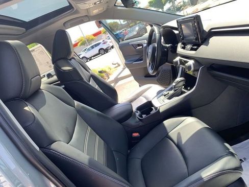 Used 2021 Toyota RAV4 XLE Premium AWD/4WD image 14