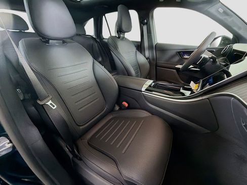New 2026 Mercedes-Benz GLC 300 4MATIC image 30