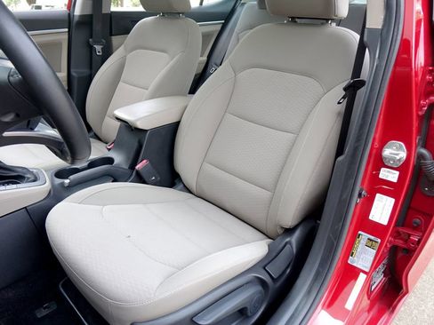 Used 2019 Hyundai Elantra Value Edition FWD image 6