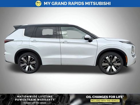 New 2026 Mitsubishi Outlander SEL AWD/4WD image 4