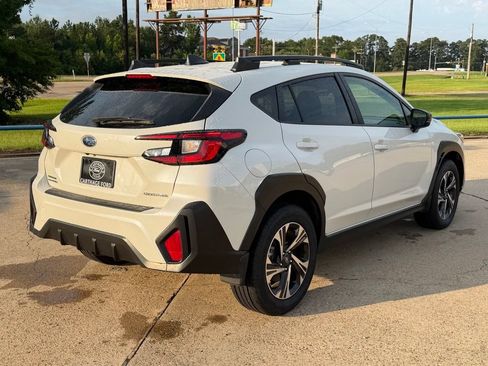 Used 2024 Subaru Crosstrek 2.0i Premium AWD/4WD image 6