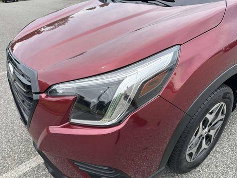 Certified 2023 Subaru Forester Premium AWD/4WD image 7