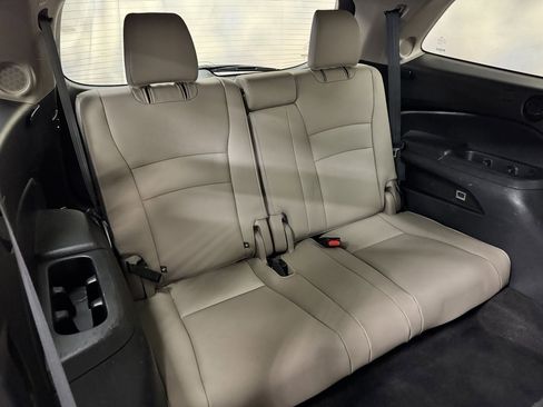 Used 2021 Honda Pilot Touring image 34