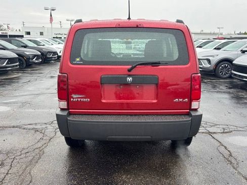 Used 2008 Dodge Nitro SXT AWD/4WD image 6