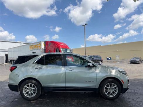 Used 2022 Chevrolet Equinox LT FWD image 9