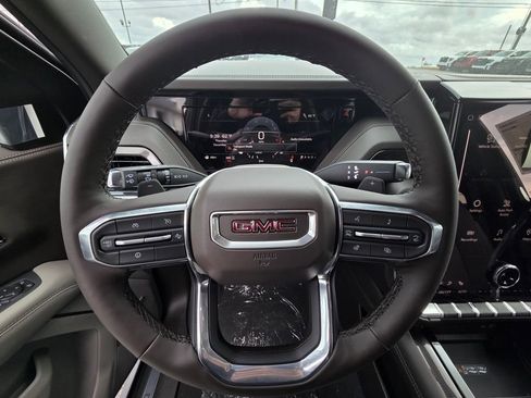 New 2026 GMC Yukon XL Elevation image 14