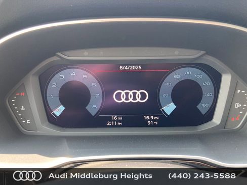 Used 2025 Audi Q3 2.0T Premium w/ Convenience Package image 43