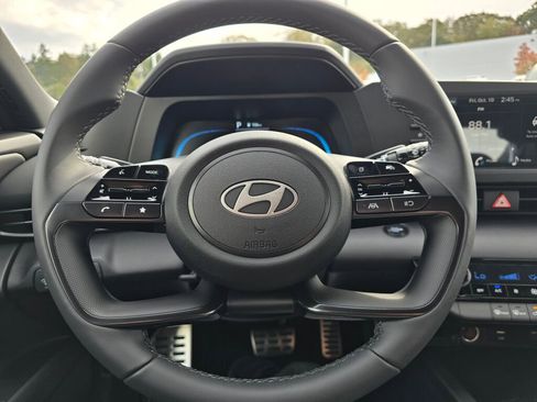 New 2025 Hyundai Elantra Sport image 22