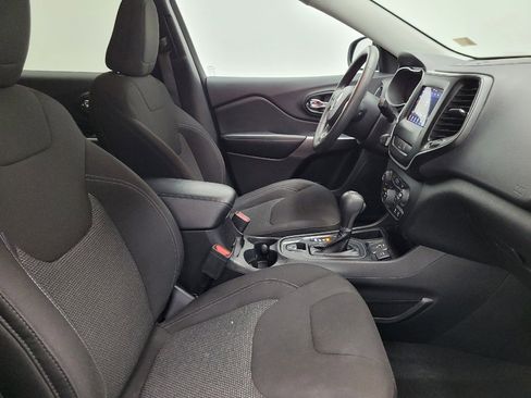 Used 2021 Jeep Cherokee Latitude image 21