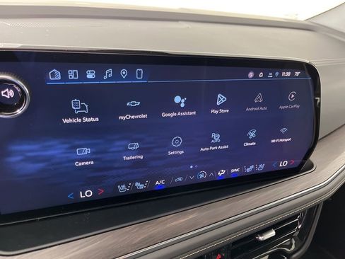 New 2026 Chevrolet Suburban Premier AWD/4WD image 35
