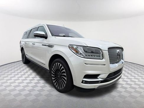 Used 2019 Lincoln Navigator L Black Label w/ Cargo Package AWD/4WD image 3