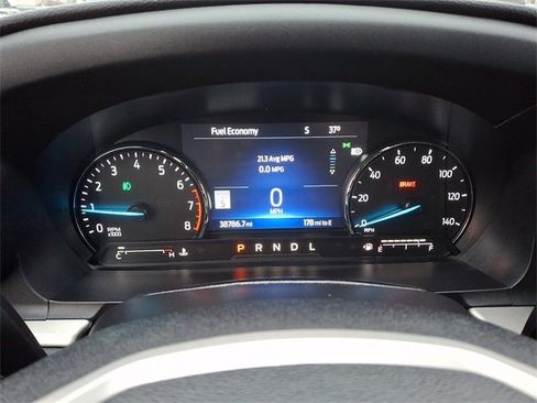 Used 2022 Ford Explorer XLT w/ Equipment Group 202A image 21