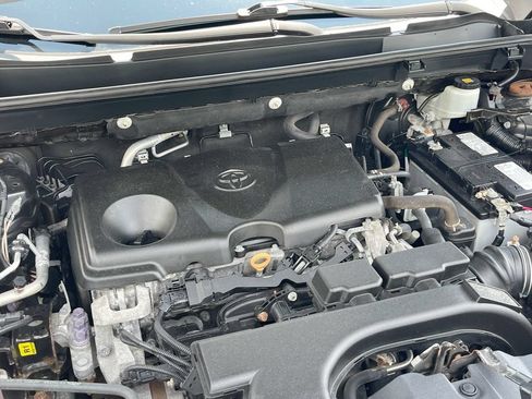 Certified 2020 Toyota RAV4 XLE AWD/4WD image 18