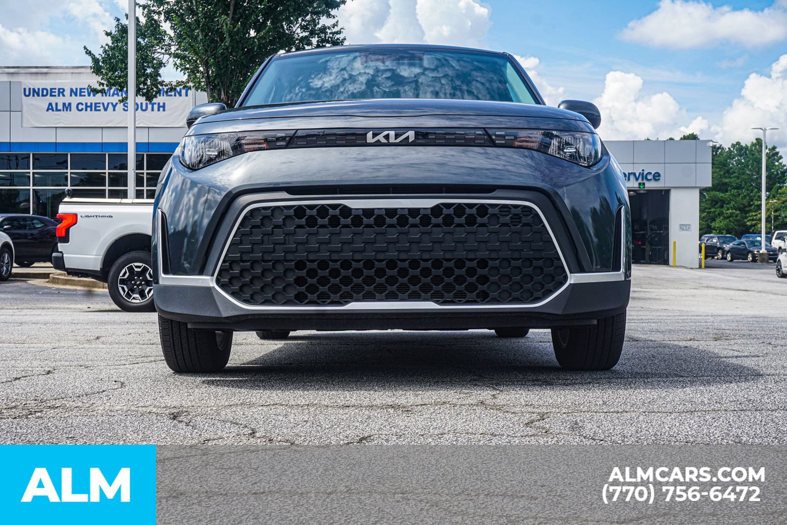 Used 2025 Kia Soul LX w/ LX Technology Package FWD image 10
