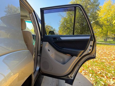 Used 2009 Toyota 4Runner Sport AWD/4WD image 21