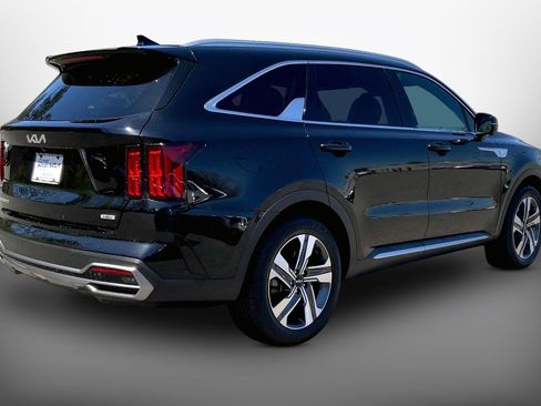 Used 2023 Kia Sorento SX Prestige w/ Panoramic Sunroof Package image 14