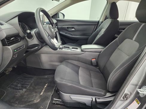 Used 2023 Nissan Sentra SV image 9