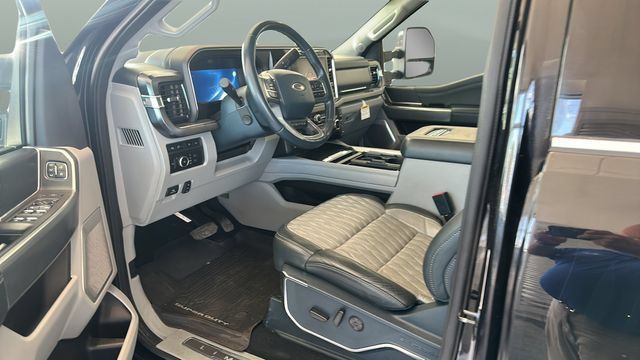 Used 2023 Ford F350 Limited AWD/4WD image 8