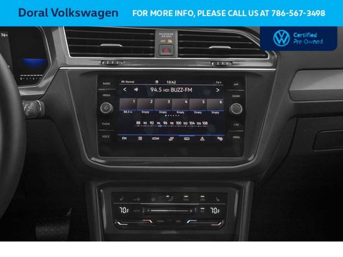 Used 2022 Volkswagen Tiguan SE FWD image 7