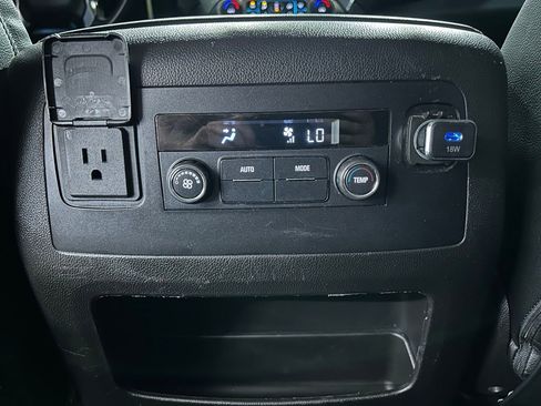 Used 2017 Chevrolet Tahoe LS AWD/4WD image 33