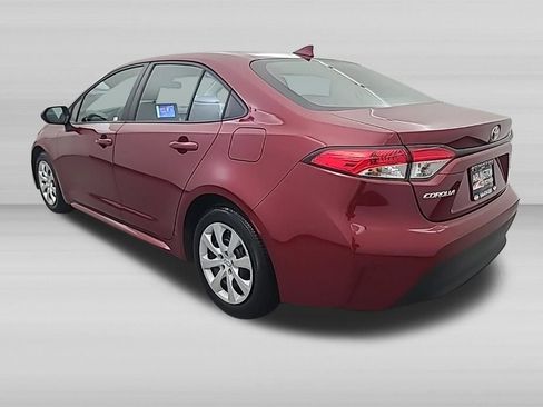 Used 2025 Toyota Corolla LE FWD image 7