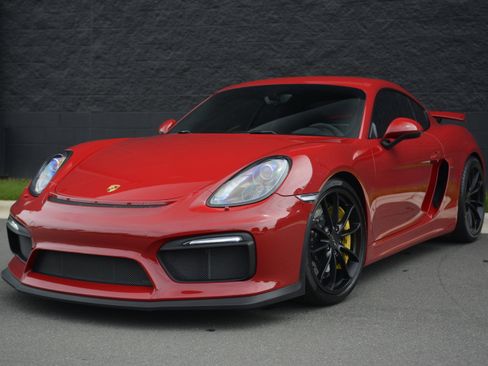 Certified 2016 Porsche Cayman GT4 RWD image 1