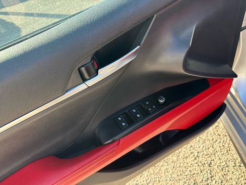 Used 2020 Toyota Camry XSE image 13