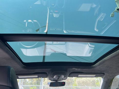 Used 2021 Lamborghini Urus image 18