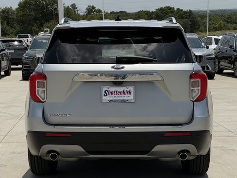 Used 2023 Ford Explorer Limited RWD image 5