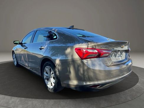 Used 2022 Chevrolet Malibu LT image 3
