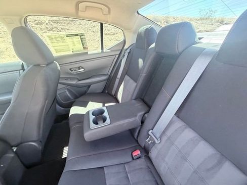 Certified 2023 Nissan Sentra SR FWD image 24