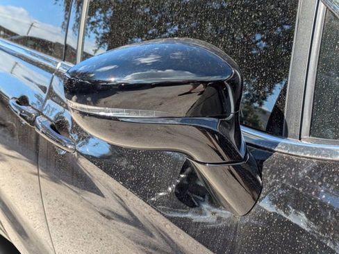 New 2026 Chrysler Voyager LX image 11