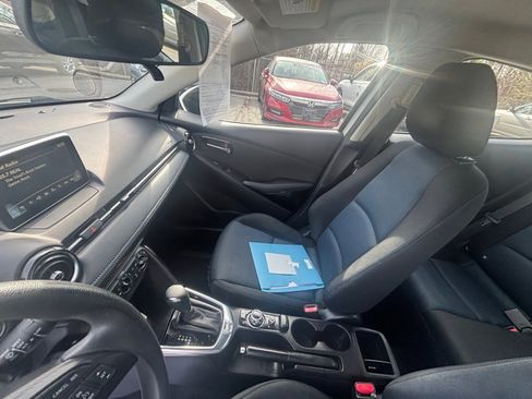 Used 2017 Toyota Yaris iA image 31