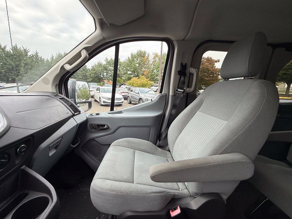 Used 2015 Ford Transit 350 XLT RWD image 10