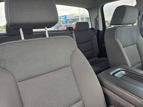Used 2018 Chevrolet Silverado 1500 LT AWD/4WD image 17