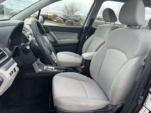Used 2017 Subaru Forester 2.5i w/ Alloy Wheel Package image 20