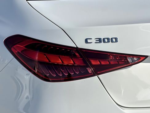 Used 2023 Mercedes-Benz C 300 C 300 image 25