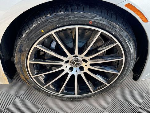 Used 2022 Mercedes-Benz S 580 4MATIC Sedan image 32