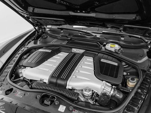 Used 2016 Bentley Flying Spur W12 image 12