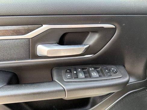 Used 2022 RAM 1500 Big Horn AWD/4WD image 11