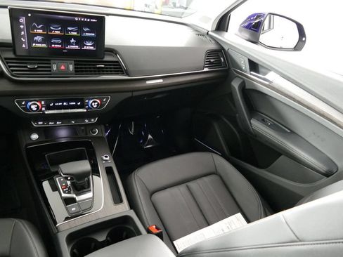 Used 2024 Audi Q5 2.0T Premium Plus AWD/4WD image 26