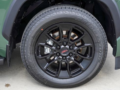 Certified 2023 Toyota Sequoia SR5 AWD/4WD image 10