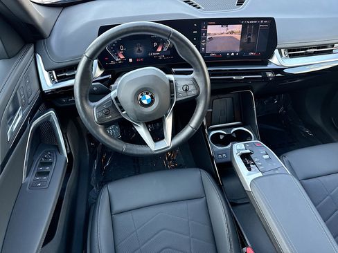 Used 2025 BMW X1 xDrive28i w/ Convenience Package AWD/4WD image 16