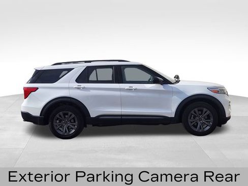 Certified 2023 Ford Explorer XLT w/ Equipment Group 202A image 11