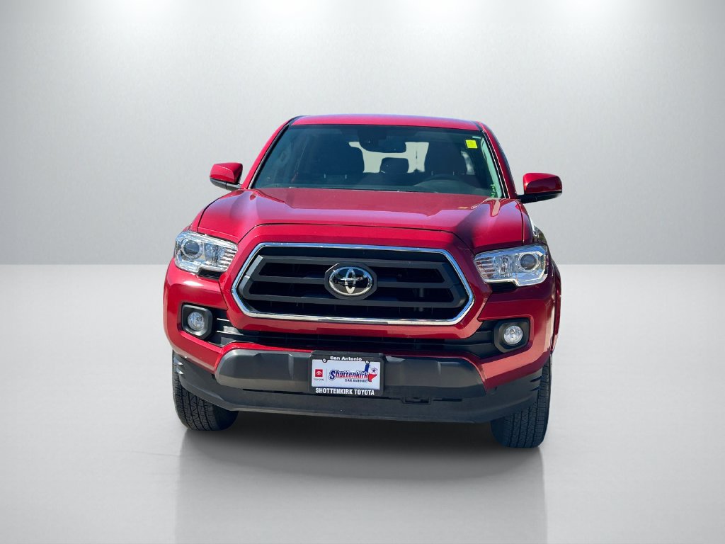 Used 2021 Toyota Tacoma SR5 RWD image 2