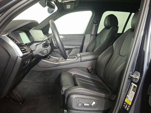 Used 2022 BMW X5 xDrive40i w/ Premium Package AWD/4WD image 16